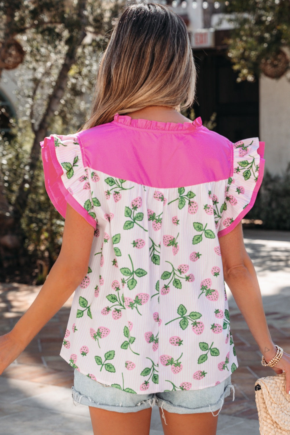 8a61baba-d86c-4cb9-a7c0-f163ad207f8c-Max