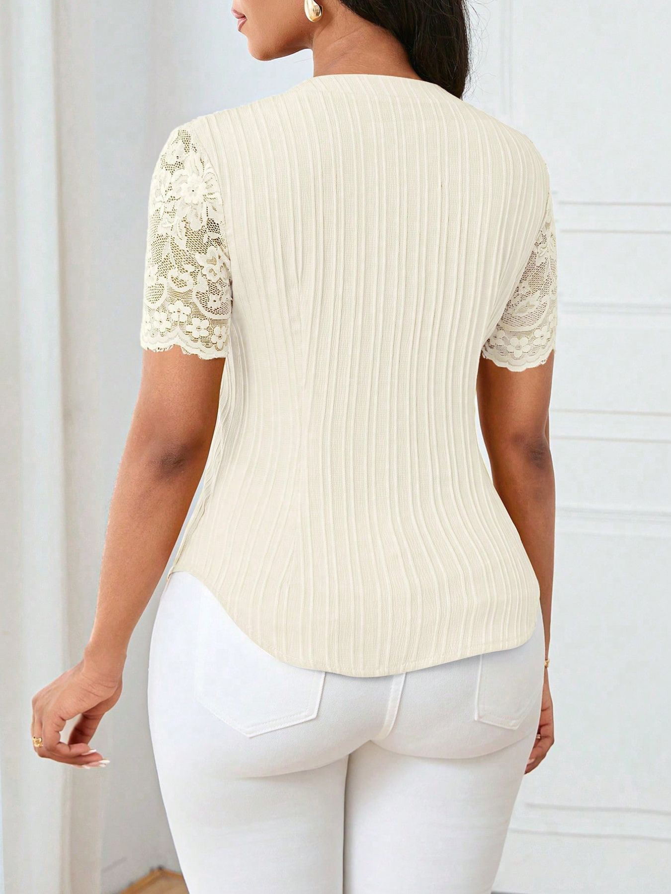 e6a6d628-1cc3-4208-885e-752d2e25fa32-Max