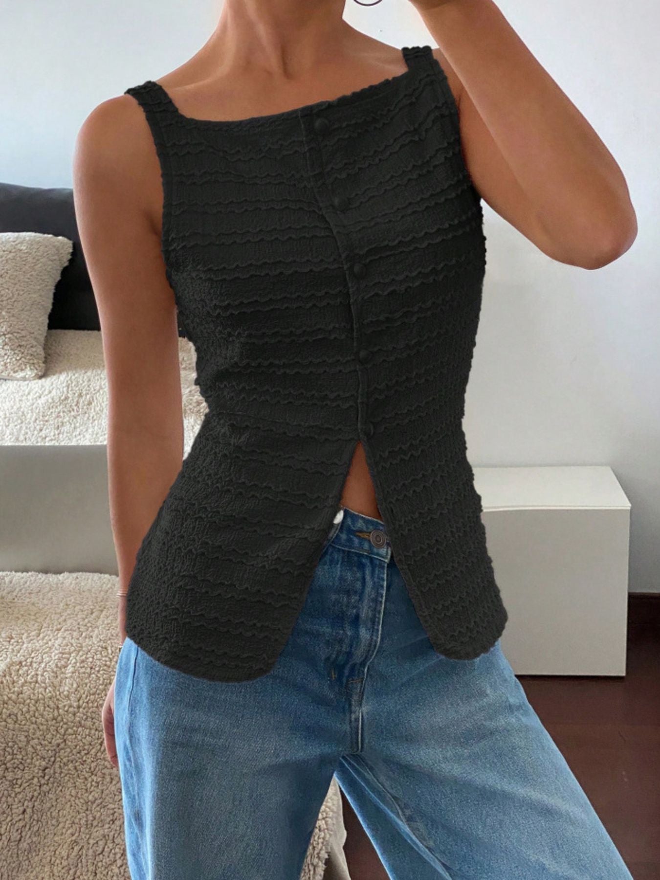 fb12608e-4b14-493b-845d-d01a8e7d874c-Max